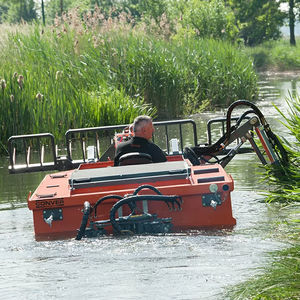 bateau tondeuse 1