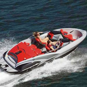 runabout hydrojet / bow-rider / max. 7 personnes