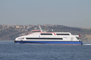 ferry à passagers catamaran 1