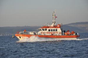 bateau de recherche et sauvetage 1