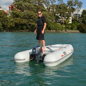 bateau pneumatique catamaran