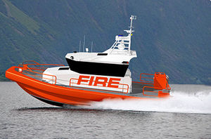 bateau professionnel bateau pompier / in-bord hydrojet / en aluminium
