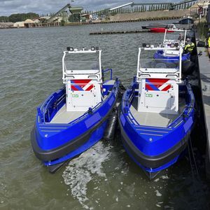 bateau de surveillance