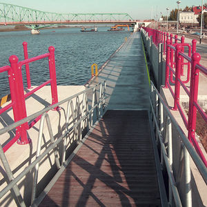 passerelle pour ponton