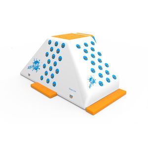 jeu aquatique toboggan