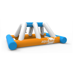 jeu aquatique haie / gonflable / flottant