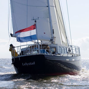 sailing-yacht de grande croisière