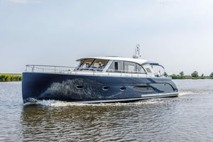 motor-yacht de croisière 1