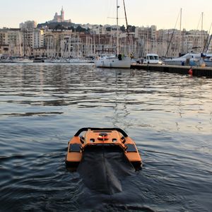 drone marin pour la collecte de déchets