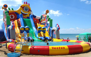 jeu aquatique toboggan / gonflable