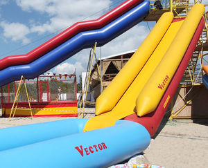 jeu aquatique toboggan