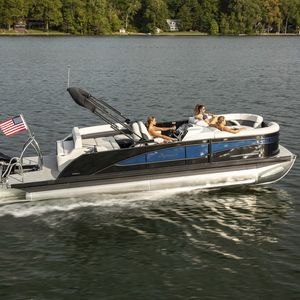 bateau ponton hors-bord 1