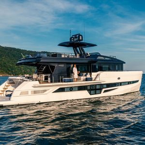motor-yacht de croisière
