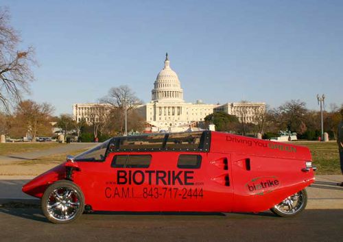 Voiture amphibie - BioTrike - Cool Amphibious Manufacturers International, LLC.