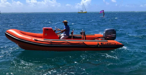 Bateau de travail - 5.4M  - Tornado Boats International ApS - hors-bord / RIB / à usage polyvalent