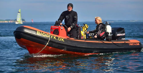 Bateau de support pour la plongée - 5.8M - Tornado Boats International ApS - hors-bord / RIB / à usage polyvalent