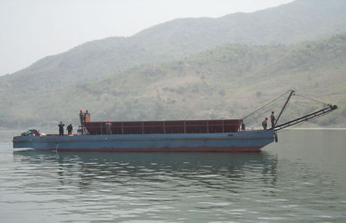 Barge de travail - Qingzhou Yongsheng dredging equipment.co.ltd - in-bord
