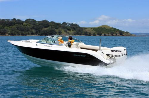 Runabout hors-bord - 565 ESPRITE XL - Buccaneer - bow-rider / à double console / de wakeboard