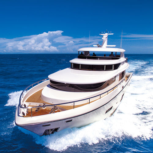 Motor-yacht de croisière - JOHNSON 93 - Johnson Yachts Co, Ltd. - à fly / avec timonerie