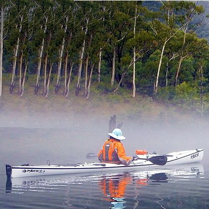 Kayak surf - pace 17 tour / pace 17 tour-S - Tiderace Sea Kayaks - pour expédition / de course en ligne / pour adulte
