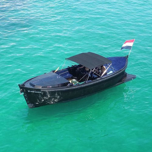 Coque open in-bord - S-1100 - Waterdream BV - bimoteur / à console centrale / de ski nautique