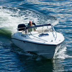 Vedette hors-bord - GT 32 - Flying Flipper - bimoteur / open / à double console