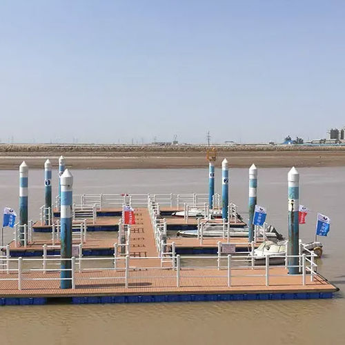 Guide-pieu pour ponton - Shanghai Qihua Waterborne Engineering Construction Co., Ltd - en acier
