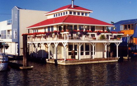 Maison flottante - Wittenberg - International Marine Floatation Systems, Inc. (IMFS)