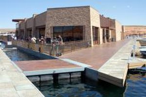 Restaurant flottant - Antelope Point - International Marine Floatation Systems, Inc. (IMFS)