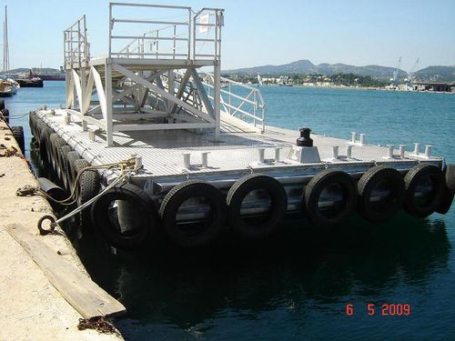 Ponton flottant - Transmétal Industrie - débarcadère / pour marina / pour port