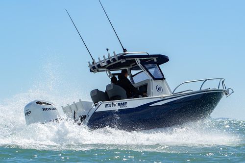 Coque open hors-bord - 745 CC - Extreme Boats EU Ltd. - à console centrale / de pêche / en aluminium