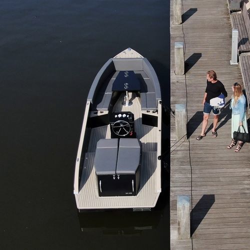 Coque open hors-bord - ZX 20L - Futuro Boats - in-bord / électrique / diesel