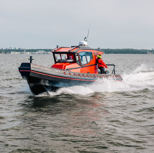 Bateau de travail - 12 PRO HDPE - Larsen Boat Yard - bateau de surveillance / bateau de recherche et sauvetage / hors-bord
