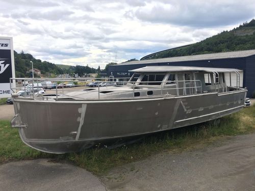Vedette in-bord - ECOTROLL 49 - META YACHTS - avec timonerie / en aluminium / 3 cabines