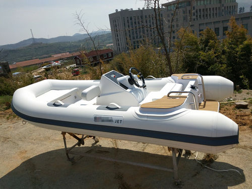 Bateau pneumatique hydrojet - JETBOAT 390  - qingdao sk marine & equipments - essence / semi-rigide / à console centrale