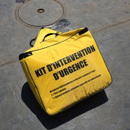 Absorbeur d'hydrocarbure - PO88-0379 - Pollustock - kit / pour ports et terminaux / pour milieu aquatique
