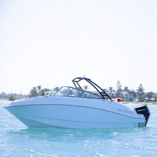 Runabout hors-bord - LEGEND - DOLPHIN SPEED BOATS - à double console / bow-rider / open