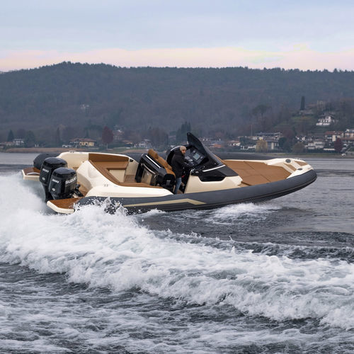 Bateau pneumatique hors-bord - B-2 - BSC COLZANI srl - bimoteur / semi-rigide / open