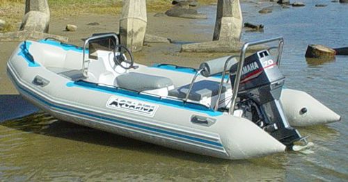 Bateau pneumatique hors-bord - 4.2m - Aquarius Inflatables - semi-rigide / à console centrale / open