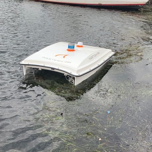 Drone marin pour la collecte de déchets - WasteShark - RanMarine - autonome / catamaran