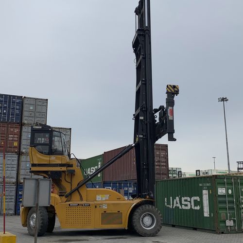 Chariot porte-conteneur vide - SDCE series - SANY GROUP - prise latérale