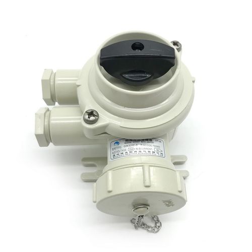 Prise électrique étanche pour navire - IMPA 792882 - Zhejiang Bozhou Marine Electric Technology Co., Ltd. - pour bateau / femelle / avec interrupteur