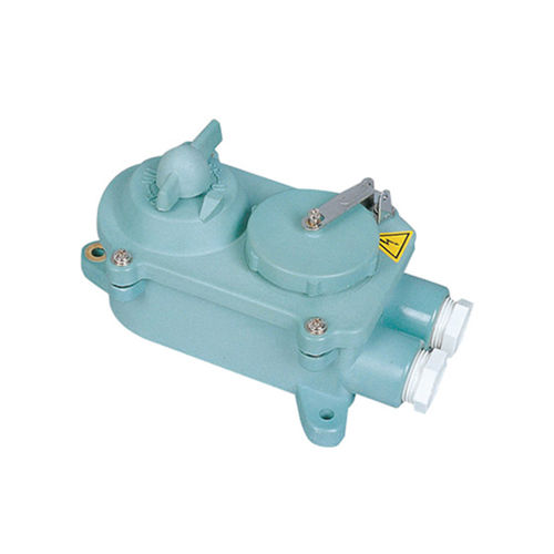 Prise électrique étanche pour navire - IMPA 792857 - Zhejiang Bozhou Marine Electric Technology Co., Ltd. - pour bateau / femelle / avec interrupteur