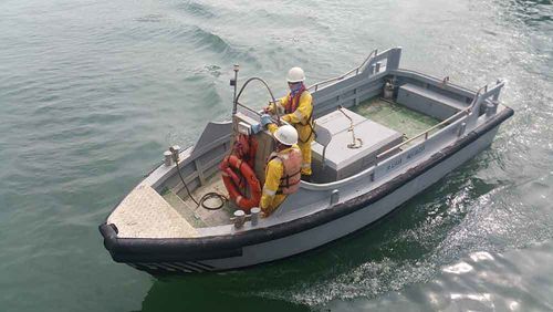 Mini remorqueur - Centurion 21 - Five Aluminium Boat and Engineering Pte Ltd - in-bord / diesel / en aluminium