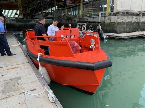 Mini remorqueur - Centurion 24 - Five Aluminium Boat and Engineering Pte Ltd - in-bord / diesel / en aluminium