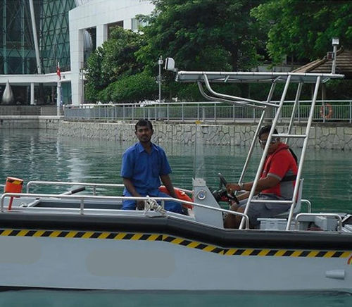 Barque in-bord - Scavenger E15 - Five Aluminium Boat and Engineering Pte Ltd - électrique / en aluminium / 100% recyclable