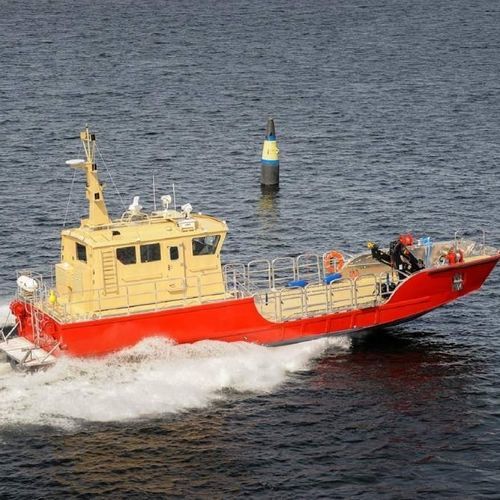 Bateau de travail - 1800 - Kewatec - bateau de service portuaire / in-bord hydrojet / en aluminium
