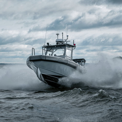 Bateau de surveillance - 850 - Kewatec - hors-bord