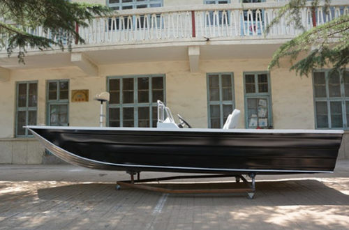 Barque hors-bord - FISHER 580 - Qingdao Allheart Marine Co., Ltd. - open / à console centrale / de pêche