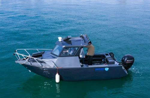 Bateau de pêche-promenade hors-bord - SHARK 650 - Qingdao Allheart Marine Co., Ltd. - avec timonerie / en aluminium